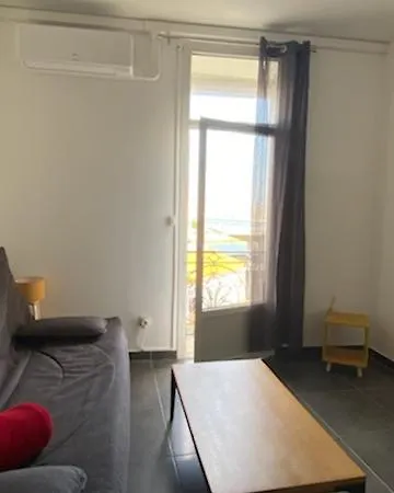 Le Pip's Apartment
